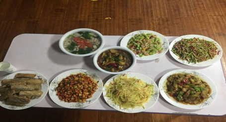 “九游”辛晓琪返台休假割伤脸 乐观调侃说减肥(图1) 九游